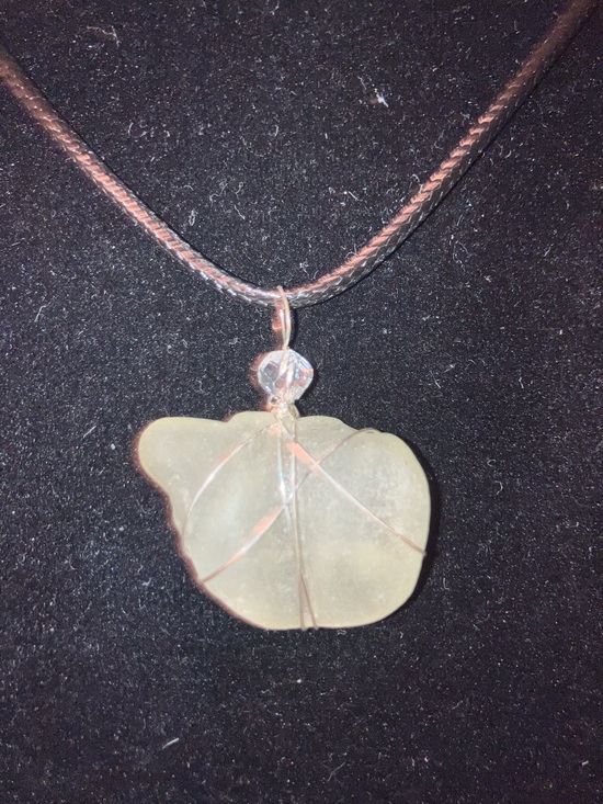 Handmade Jewelry - #146 handmade seaglass pendant necklace